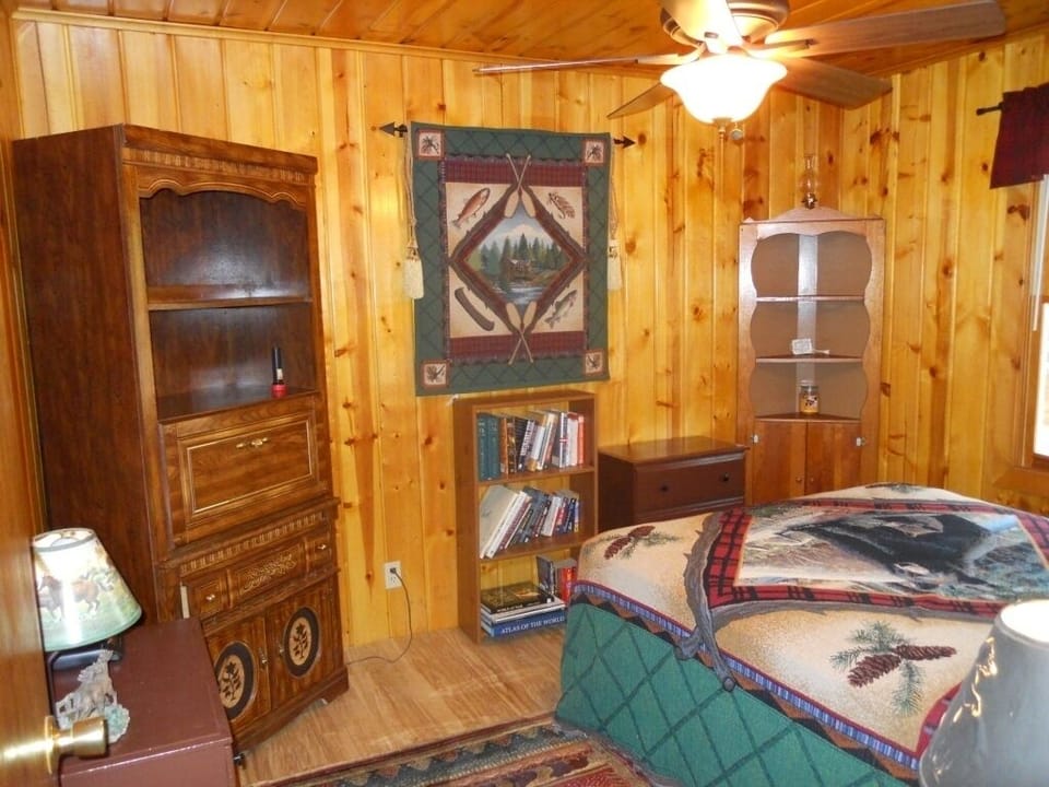 The Bear bedroom.