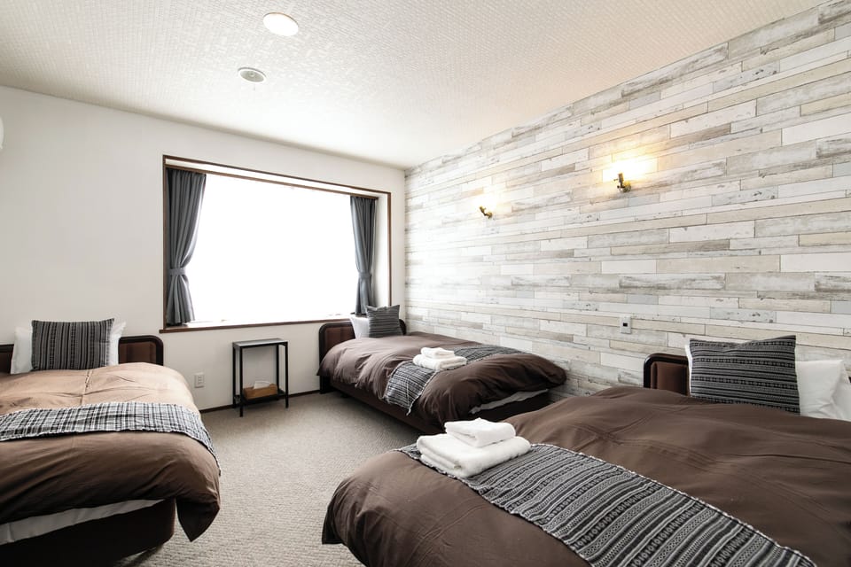 Standard Room | Down comforters, desk, blackout drapes, soundproofing