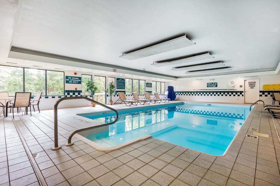 Indoor pool, open 10:00 AM to 10:00 PM, sun loungers