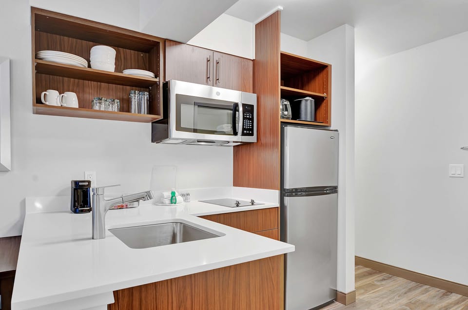 Fridge, microwave, coffee/tea maker