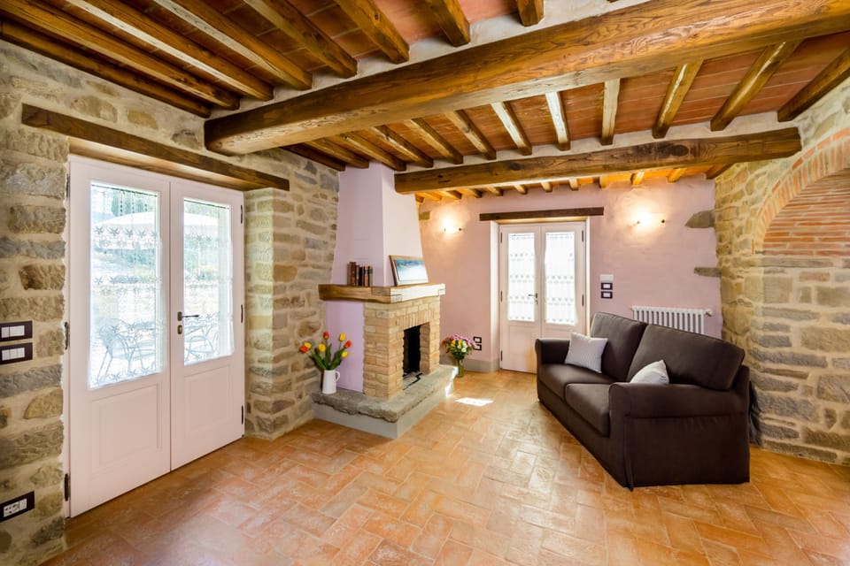 House, 5 Bedrooms | Room amenity