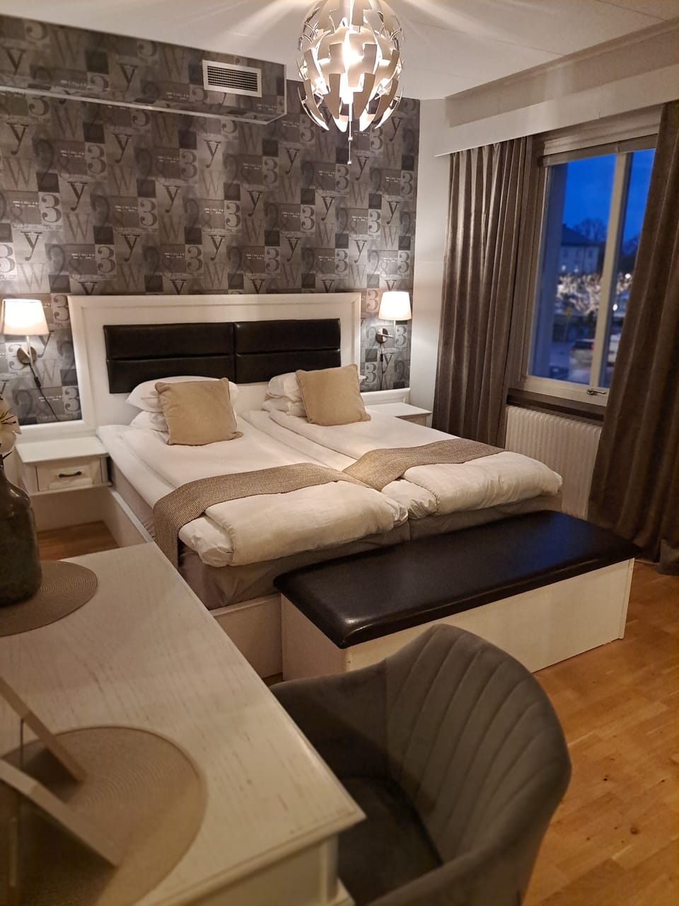 DOUBLE ROOM - SUPERIOR - 3 BEDS | Individually decorated, individually furnished, iron/ironing board