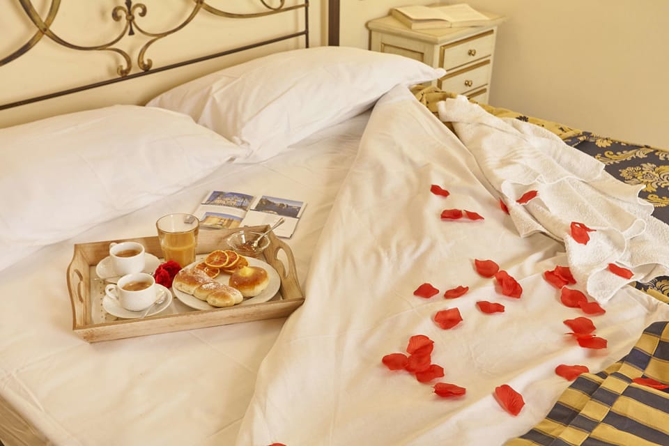 Deluxe Double Room | Egyptian cotton sheets, premium bedding, down comforters