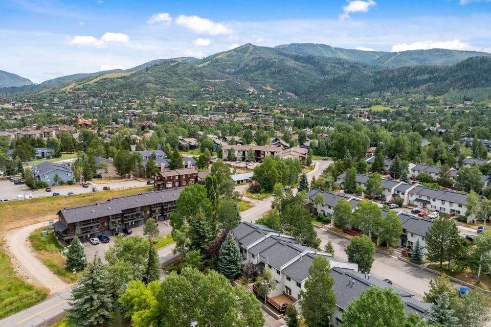 Peak convenience meets mountain charm.