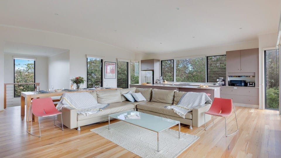 Aloha | Upstairs lounge room | Kitchen | Dining 