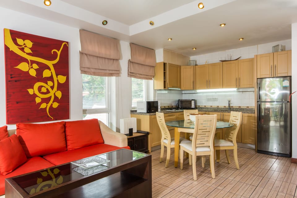  Kitchen/Dining Areas from Lounge Area