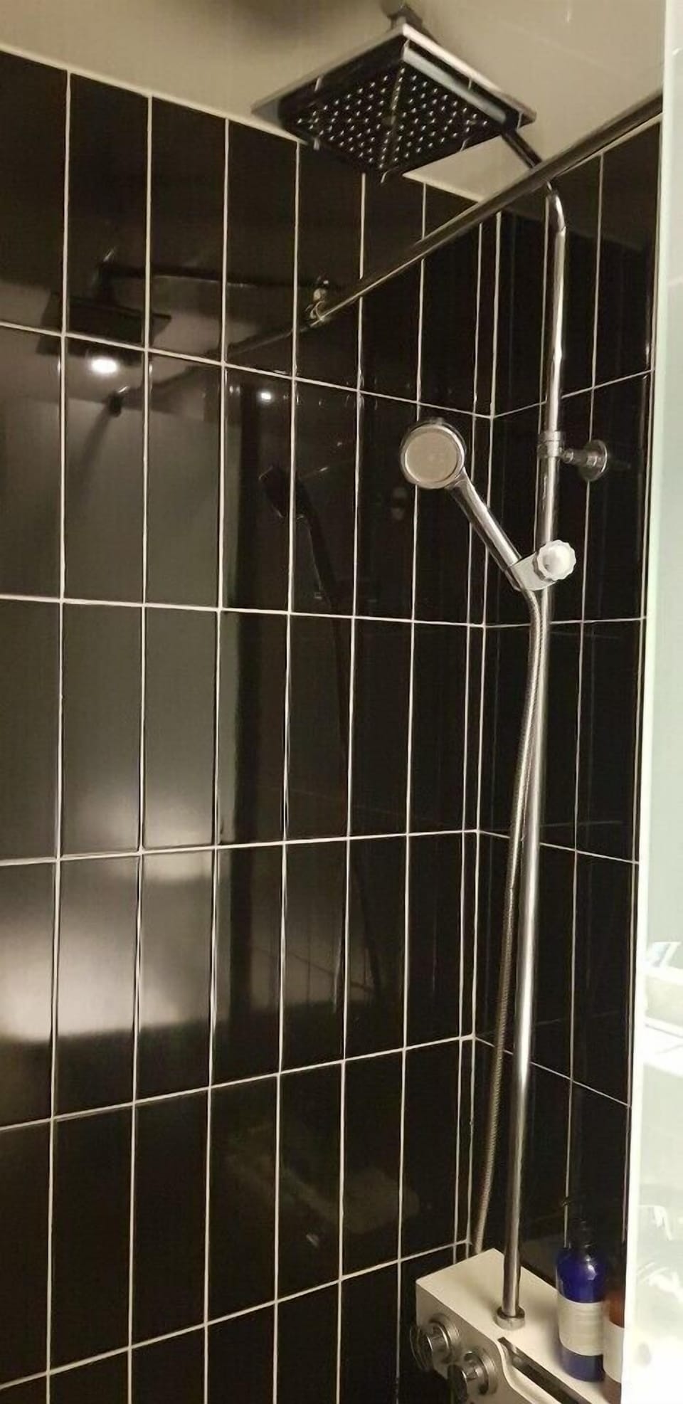 Standard Double Room | Bathroom | Free toiletries, hair dryer, bathrobes, slippers