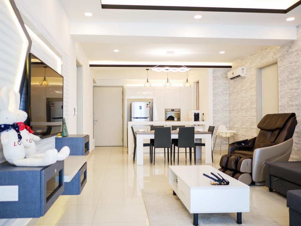 Apartment, 2 Bedrooms | Living area | 55-inch Smart TV with satellite channels, TV