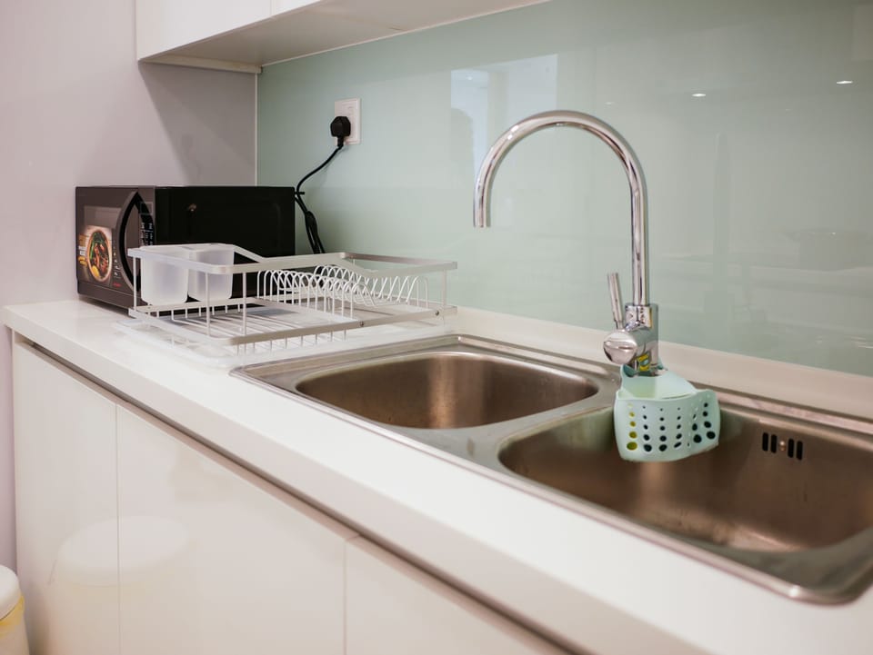 Apartment, 2 Bedrooms | Private kitchenette | Full-size fridge, microwave, oven, stovetop