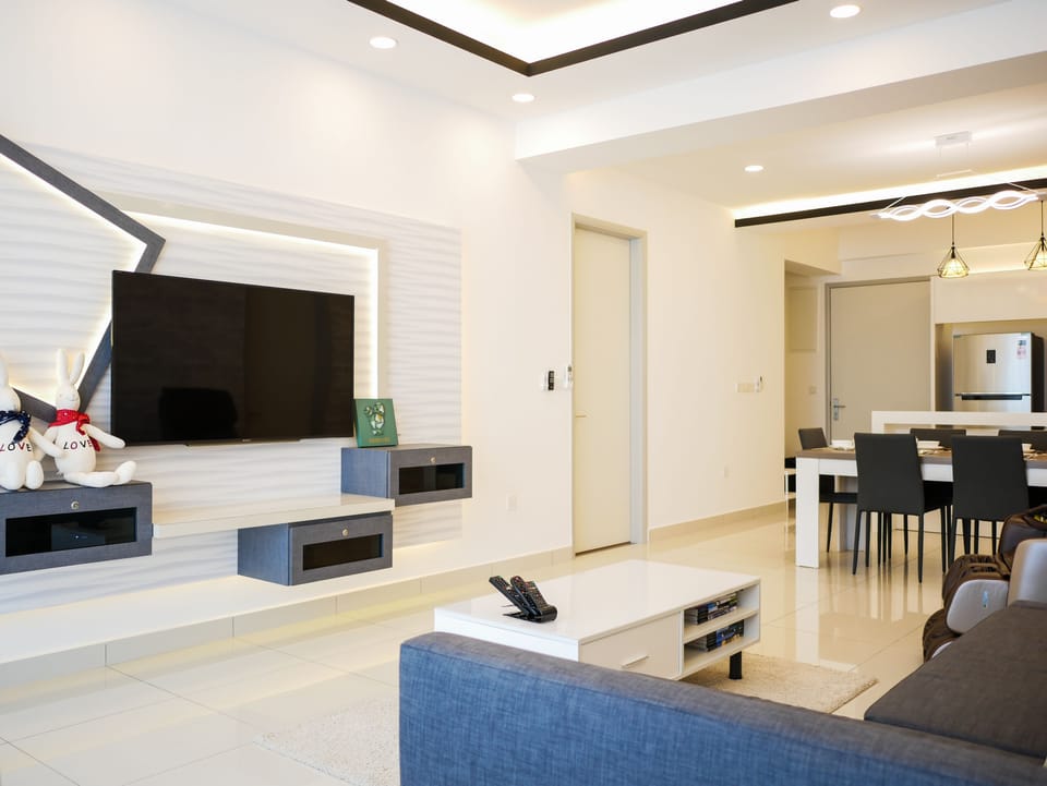 Apartment, 2 Bedrooms | Living area | 55-inch Smart TV with satellite channels, TV