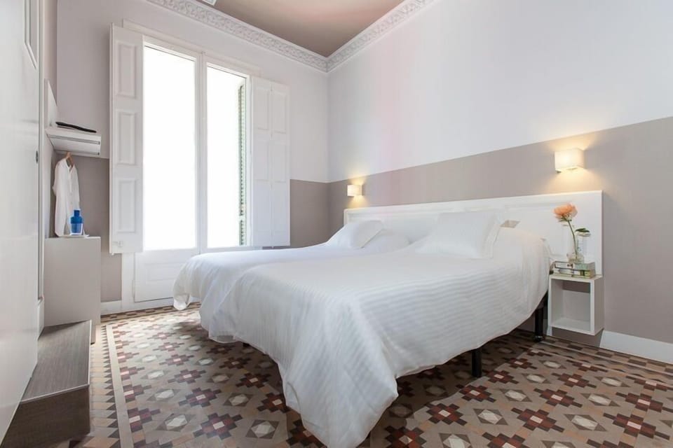 Superior Double Room, Balcony | Soundproofing, iron/ironing board, rollaway beds, free WiFi