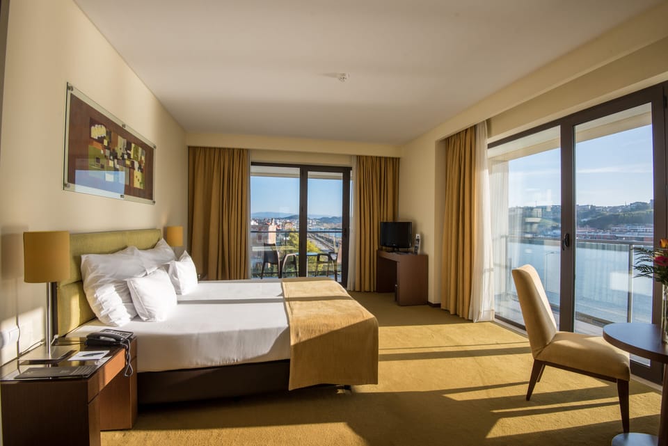 Minibar, in-room safe, desk, soundproofing