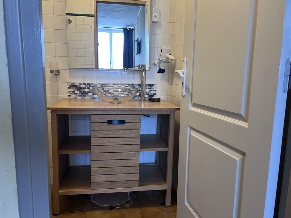 Comfort Double Room | Bathroom | Shower