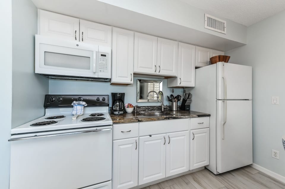 Modern contemporary kitchen.
