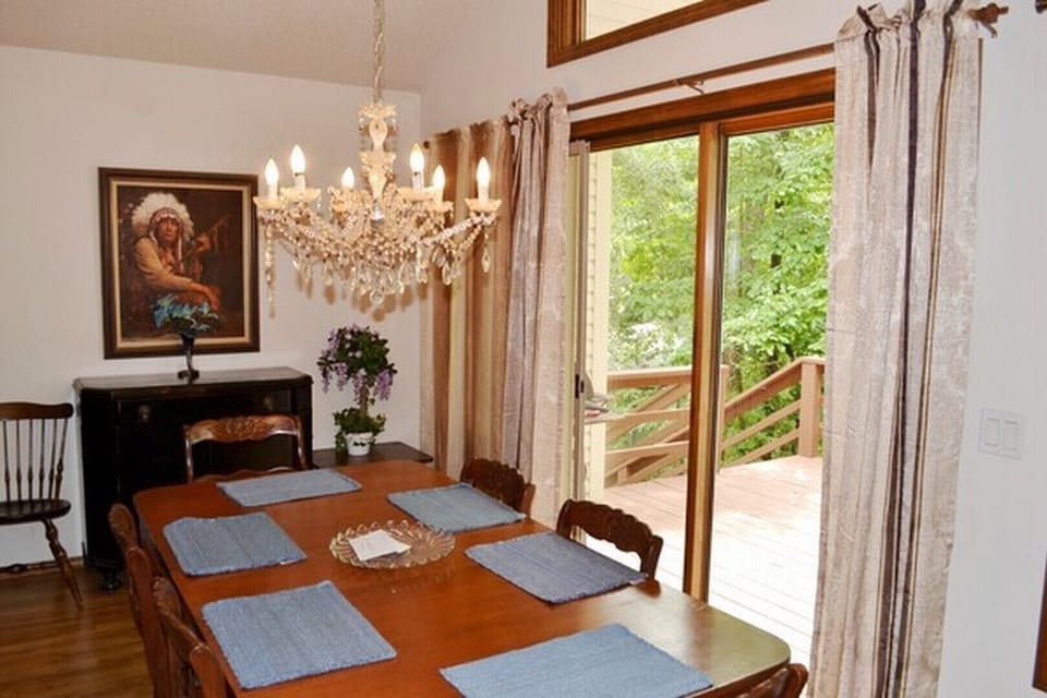 8AlarWy-Dining Area (3)