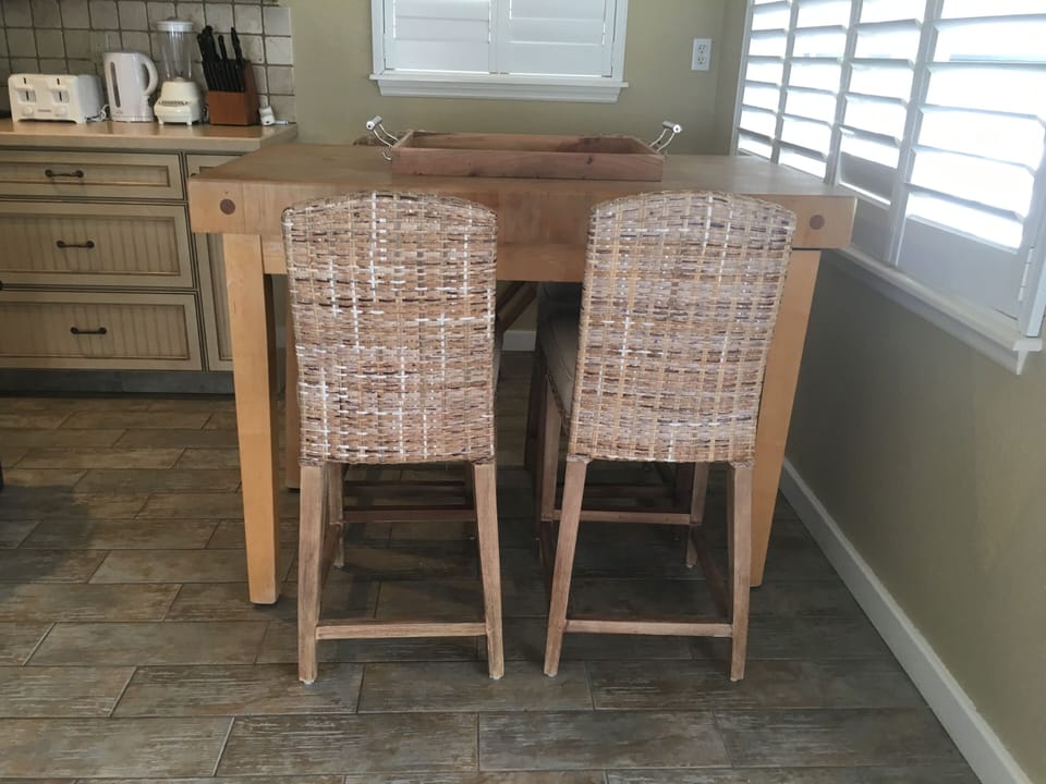 Breakfast nook
