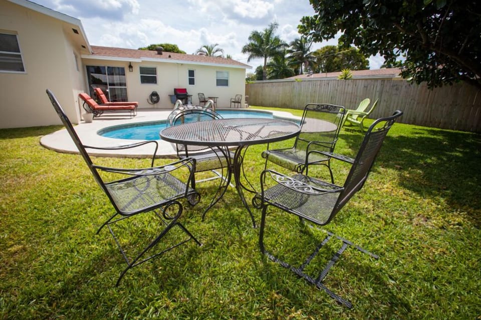 Backyard Table and Chairs