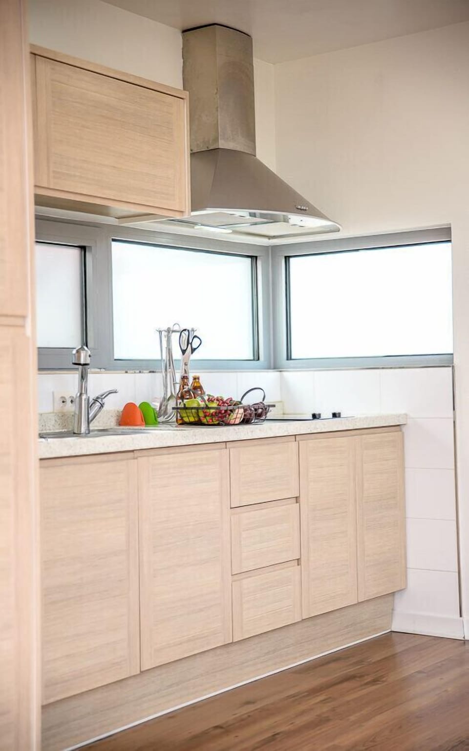Standard Room, Hot Tub (Tub only available May-Nov) | Private kitchenette | Fridge, microwave, electric kettle, rice cooker
