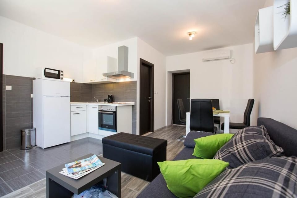 Apartment (Standard One Bedroom) | Interior