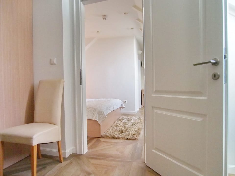 Suite, 2 Bedrooms, Sea View | Free WiFi, bed sheets