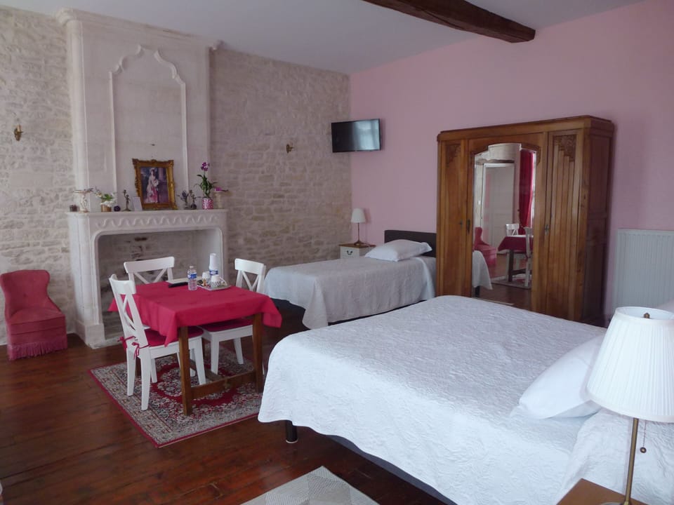 Individually decorated, individually furnished, soundproofing
