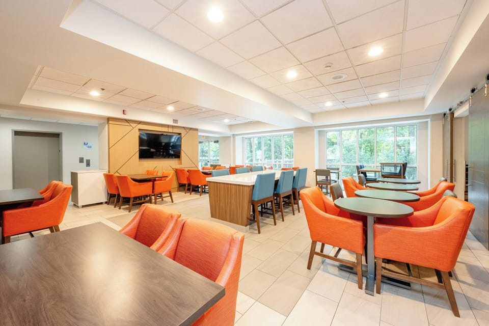Free buffet breakfast