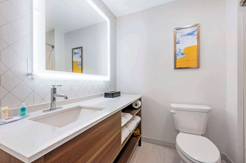 Standard Room, 2 Queen Beds, Non Smoking | Desk, blackout drapes, iron/ironing board, rollaway beds