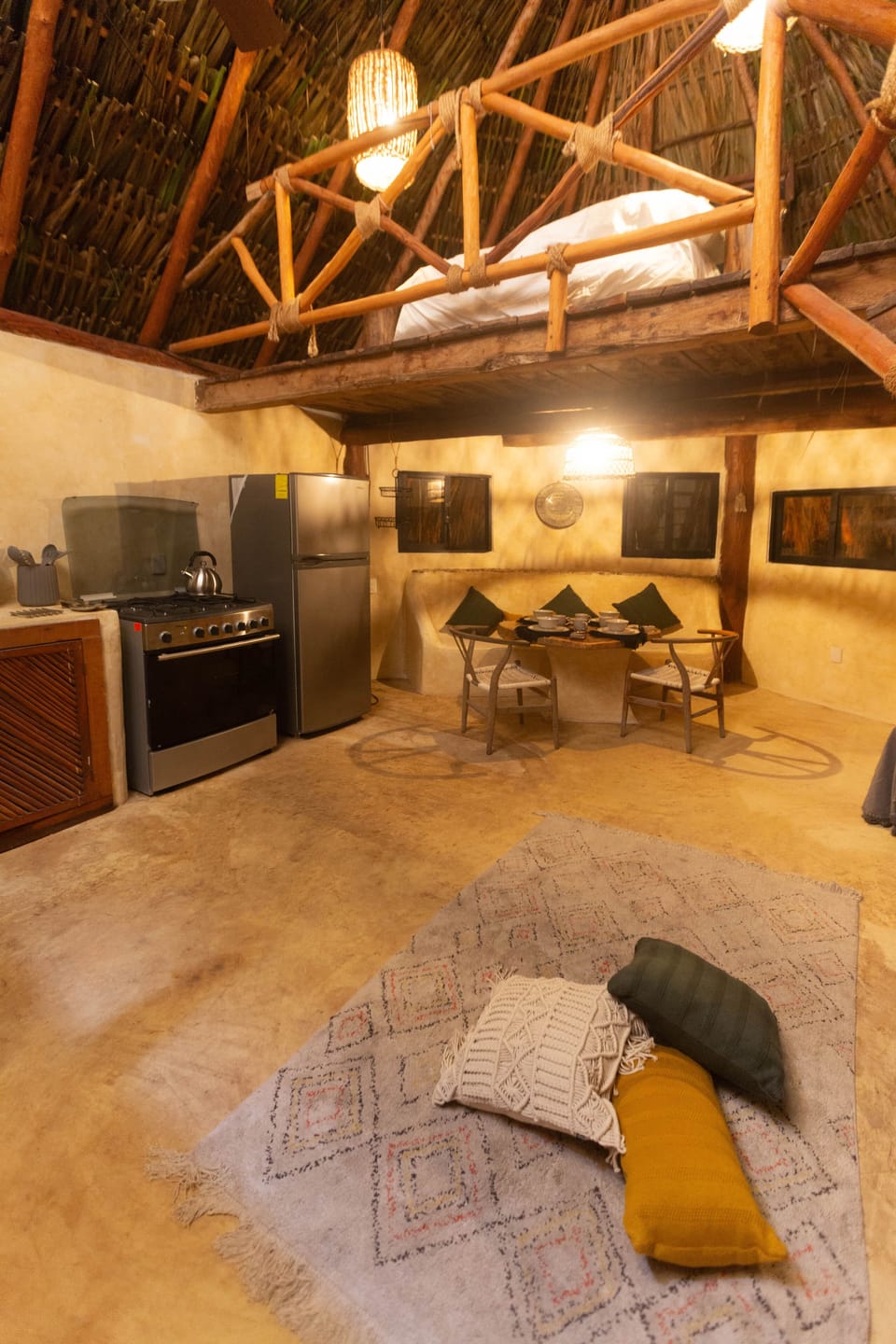 Bungalow, 2 Bedrooms | Living area