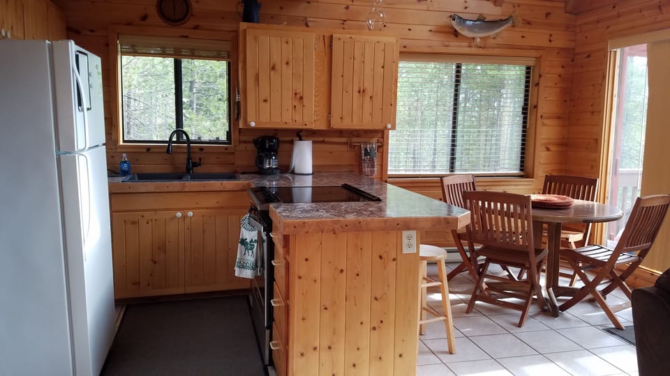 Kitchen and dining 