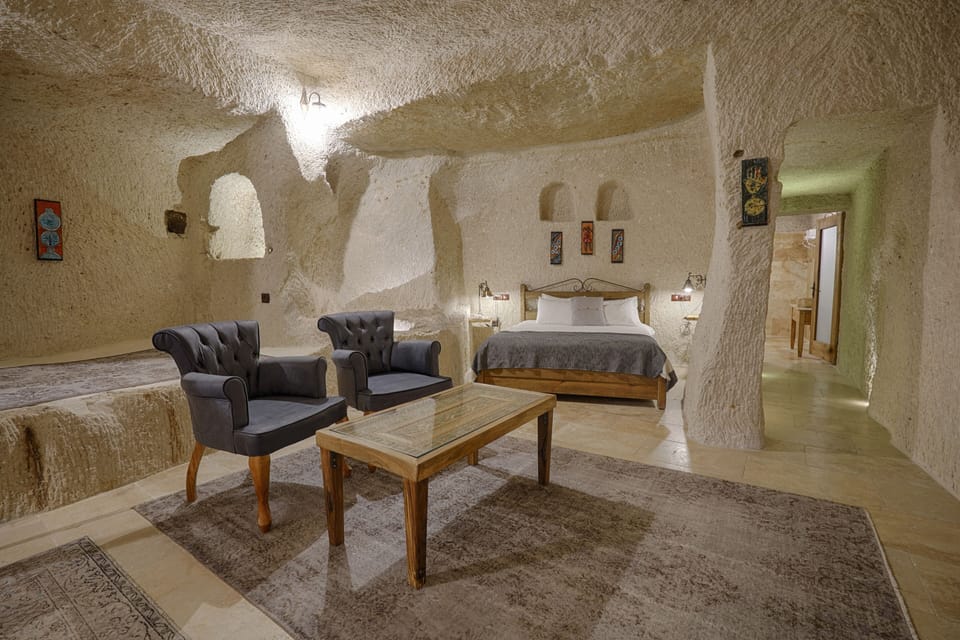 Suite | Premium bedding, minibar, in-room safe, free WiFi