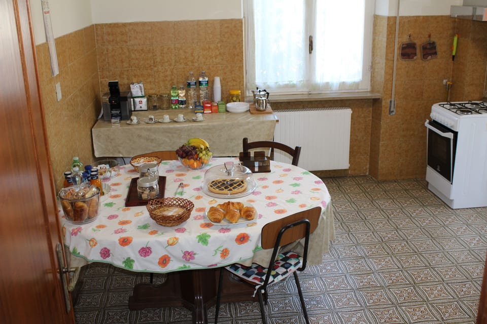 Free daily local cuisine breakfast