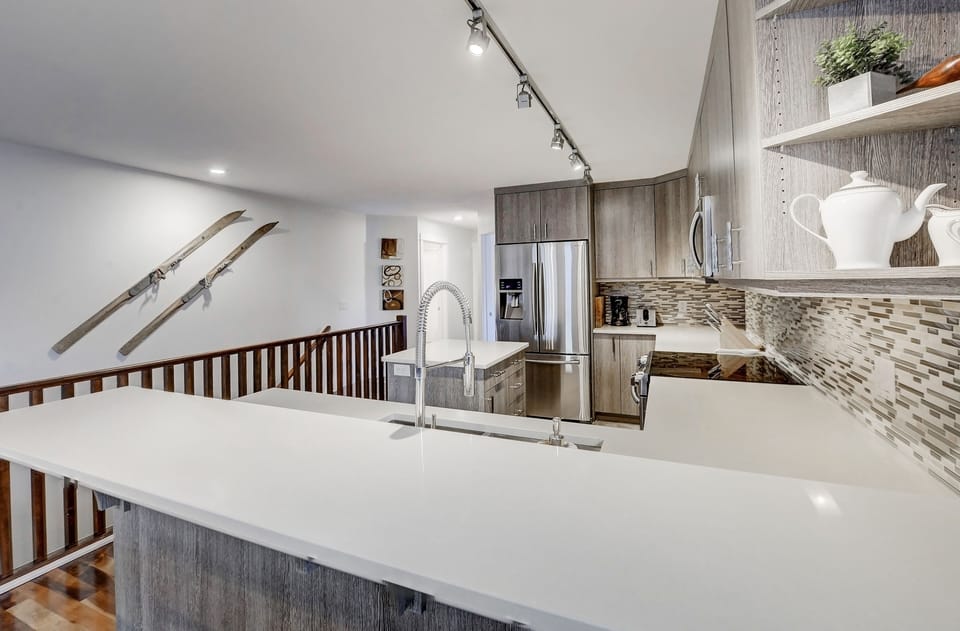 Quartz counters