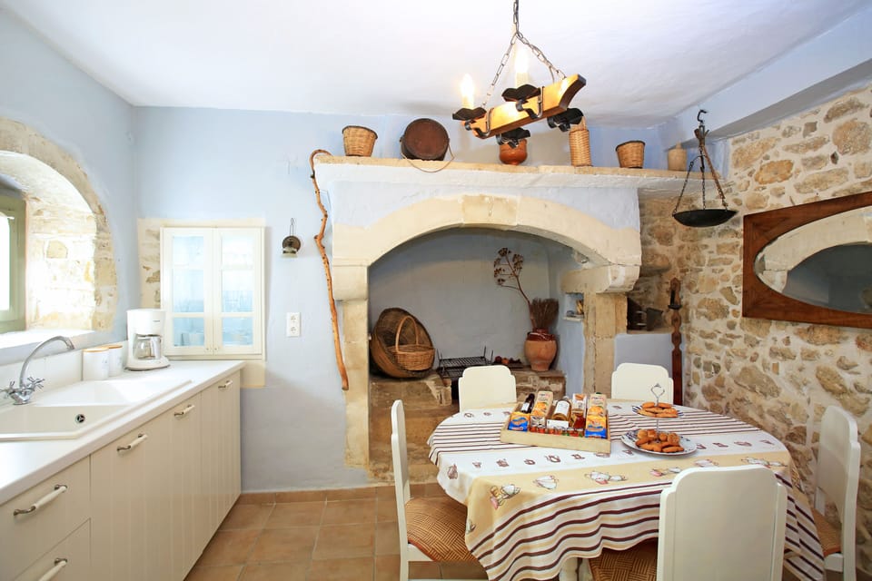 Grand Villa, Multiple Bedrooms, Private Pool | Private kitchen | Fridge, microwave, oven, stovetop