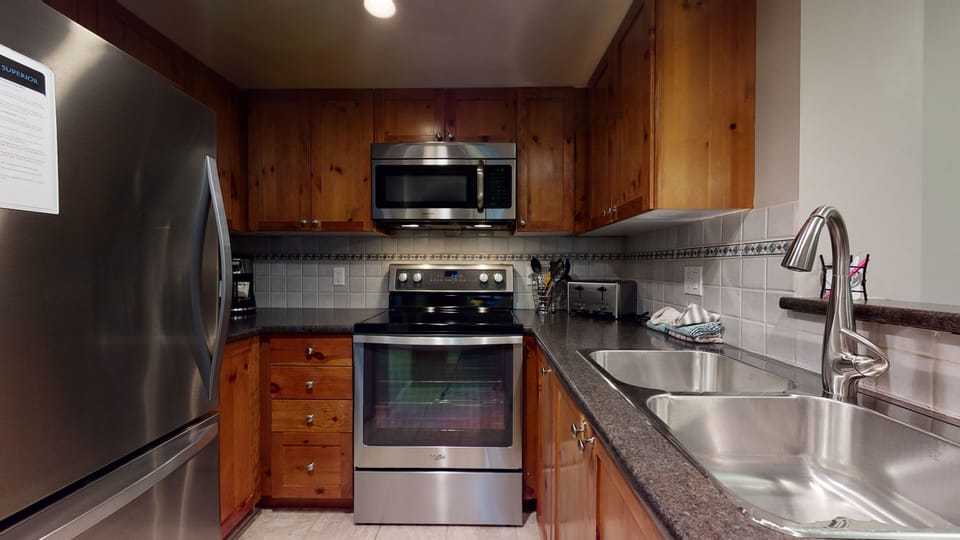 Fully equipped kitchen