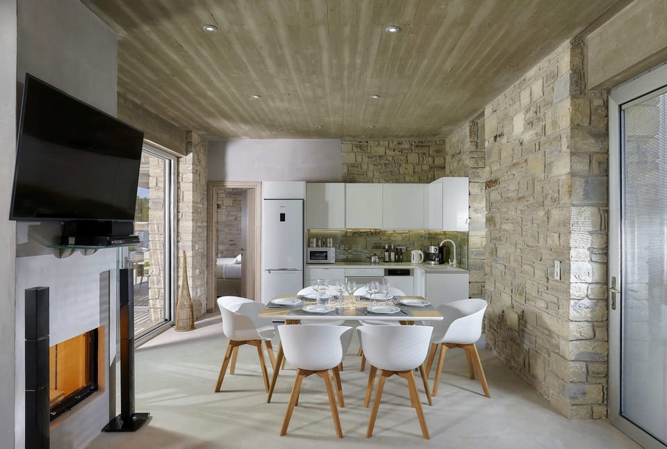 Luxury Villa, 2 Bedrooms | Private kitchen | Fridge, microwave, oven, stovetop