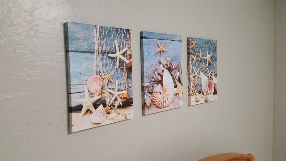 Wall decor