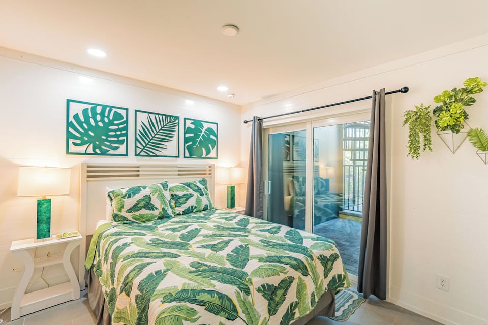Lower level Queen bedroom