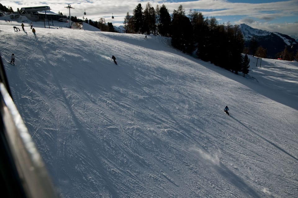 Snow and ski sports