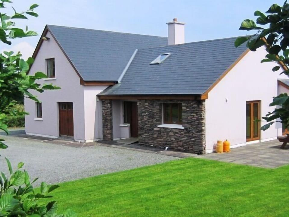 Relax at Red Cliff House.  Home to peace and tranquillity...