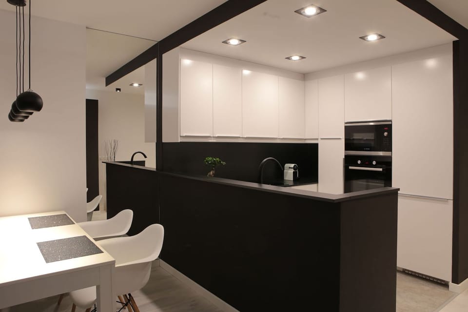 Elite Apartment (Vip) | Living area | Flat-screen TV
