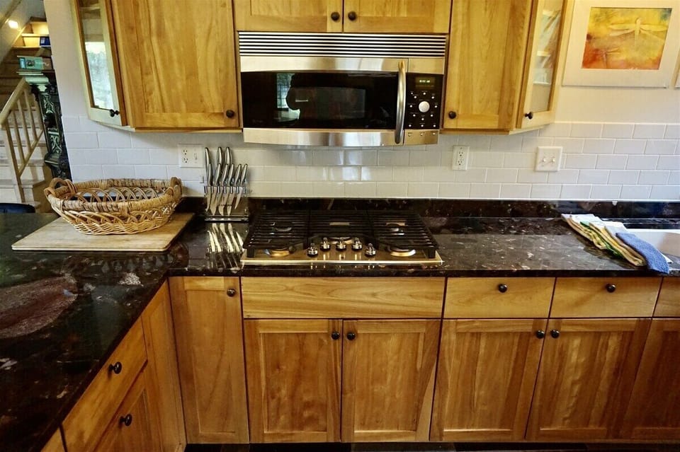 Kitchen Microwave and Stovetop
