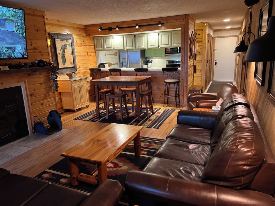 Living room/dining area.