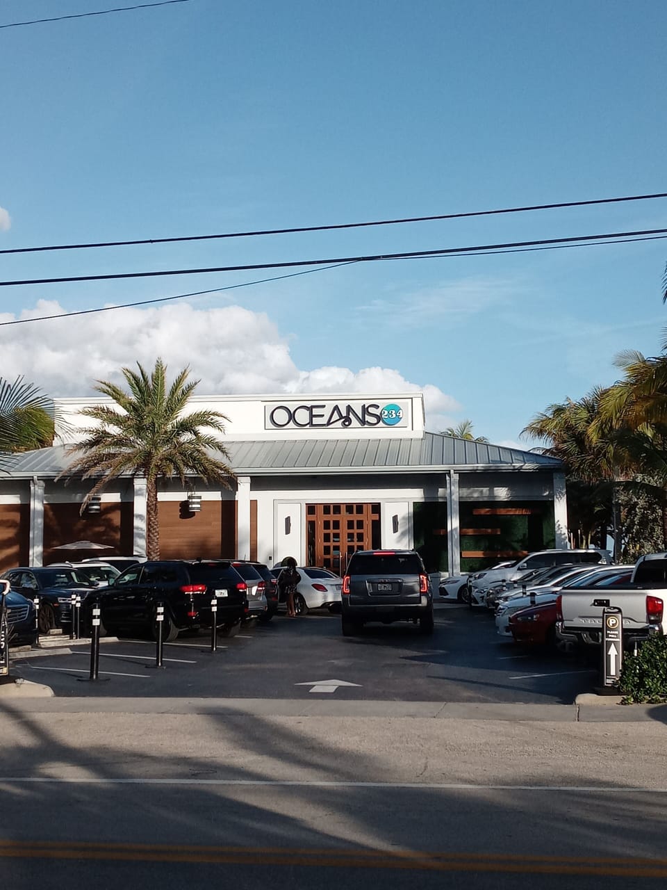 beach view dining 
