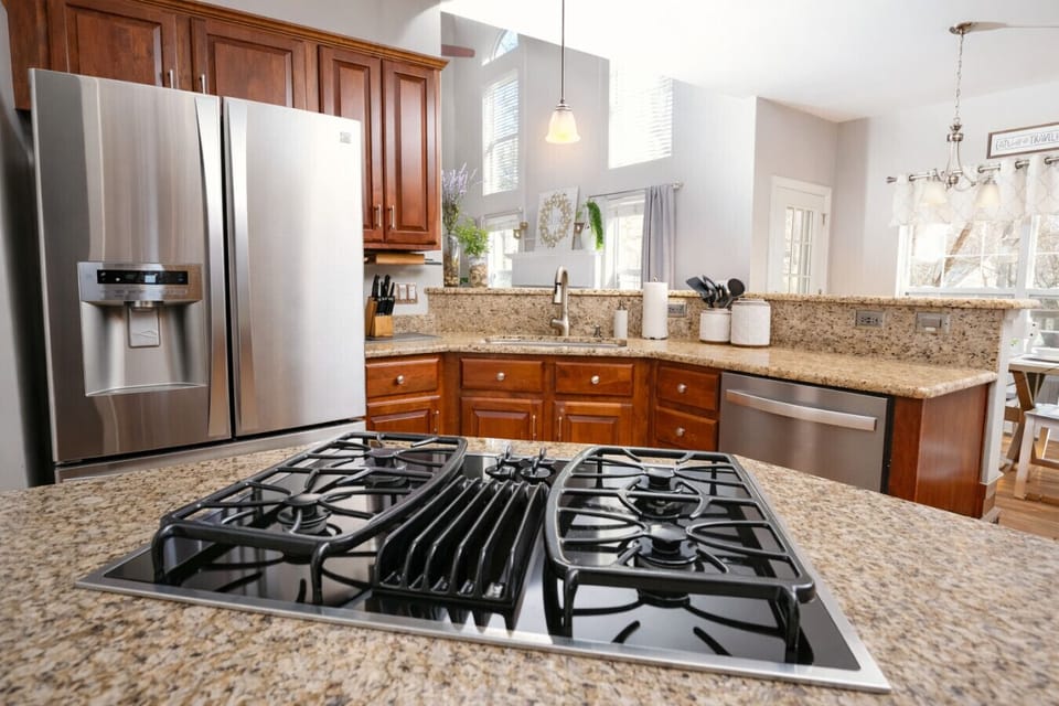 There`s Plenty of Room to Cook with Newer Kitchen Appliances.