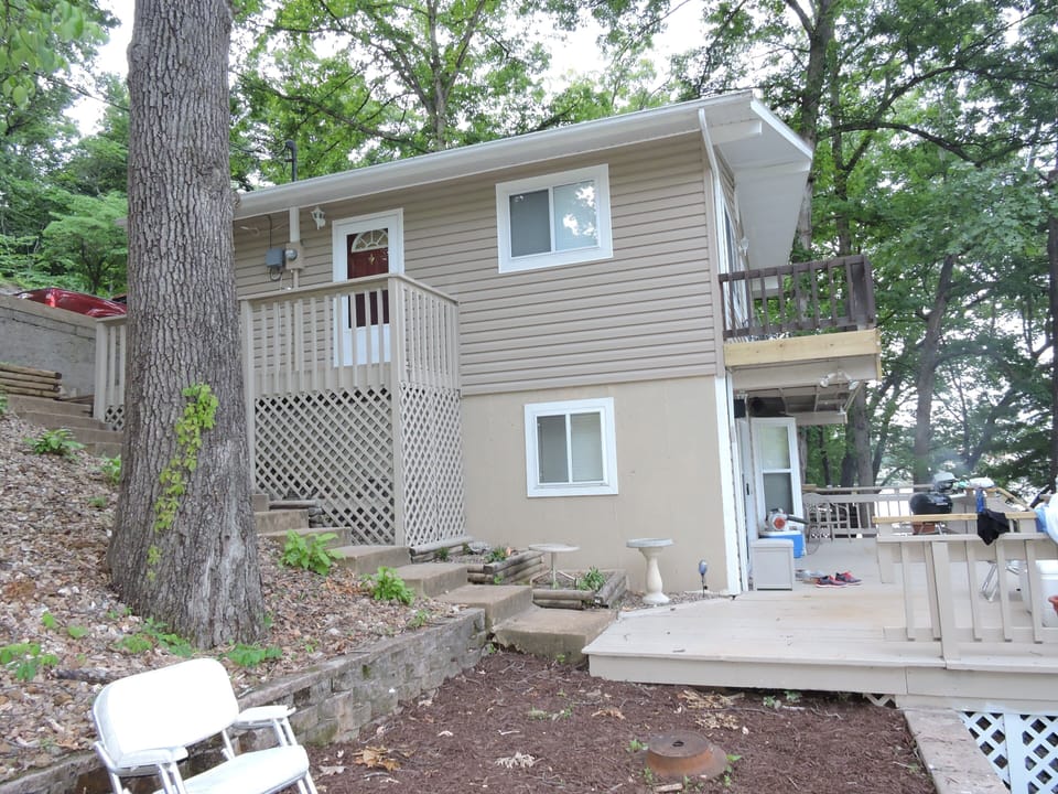 Freshly painted - exterior & deck