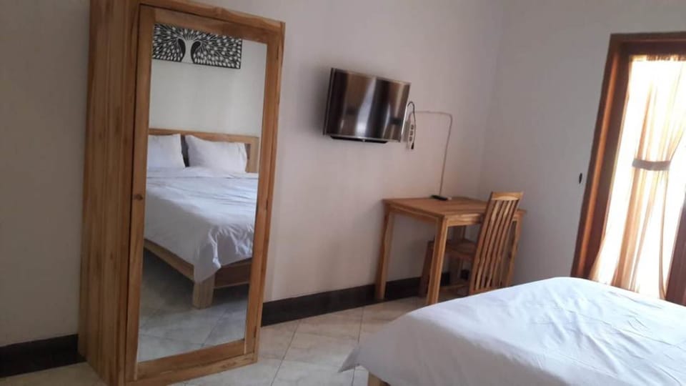 Deluxe Single Room, Non Smoking | Room amenity
