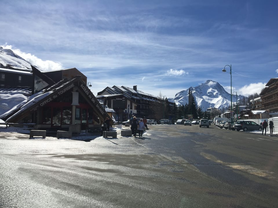 Snow and ski sports