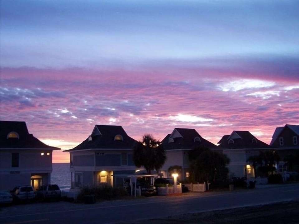 Sunset looking SW from Balcony