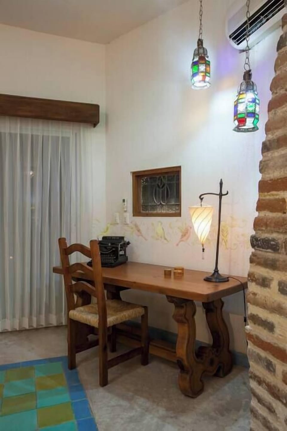 As one guest said, “This spectacular space is full of history, whimsey, and class.” Thanks, Nava!