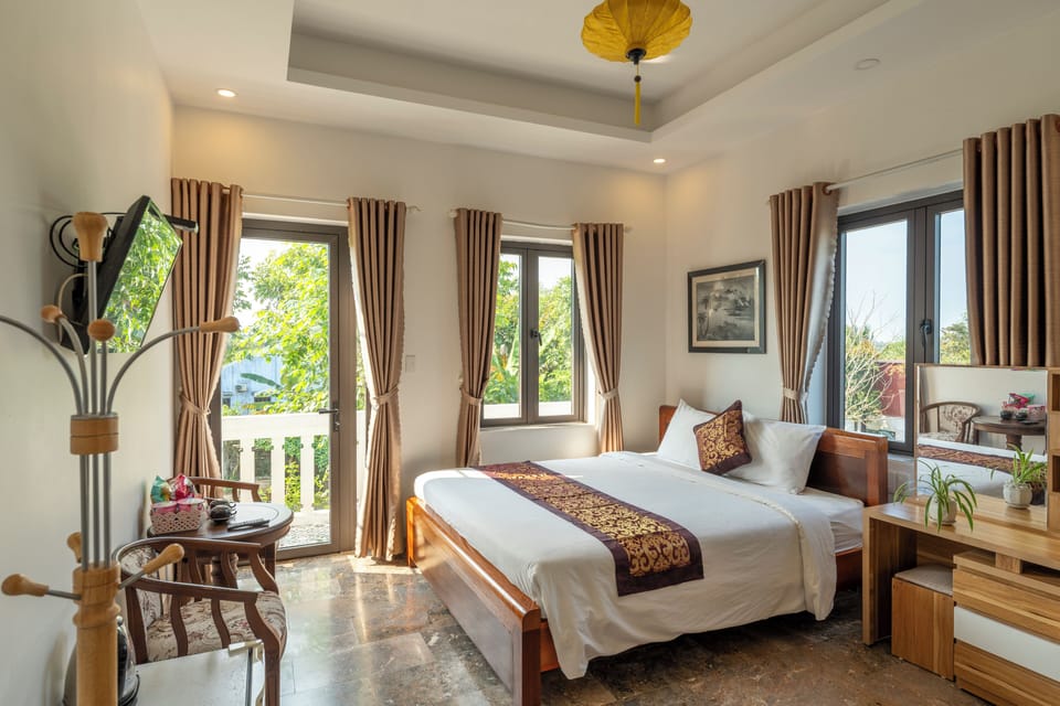 Deluxe Double Room, Non Smoking, Garden View | Premium bedding, minibar, desk, blackout drapes